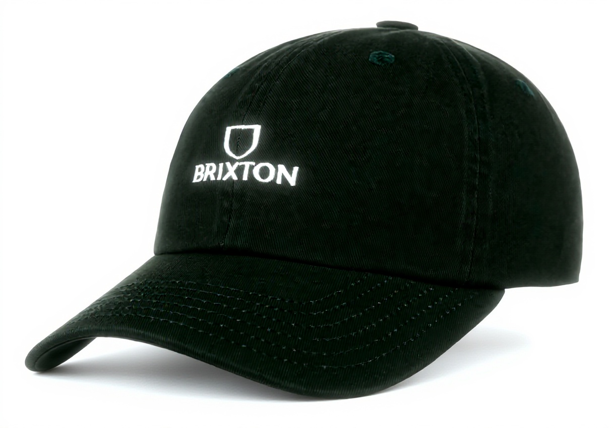 'Cappellino Brixton Uni Alpha indossato in un contesto urbano'