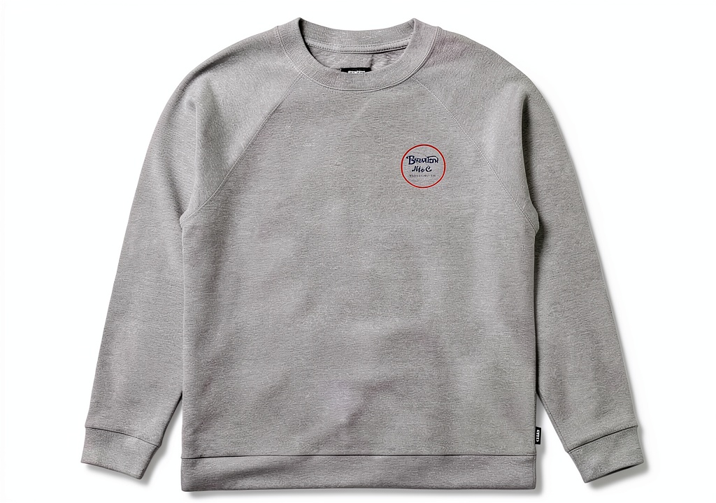 Felpa Brixton uomo indossata in contesto urbano casual