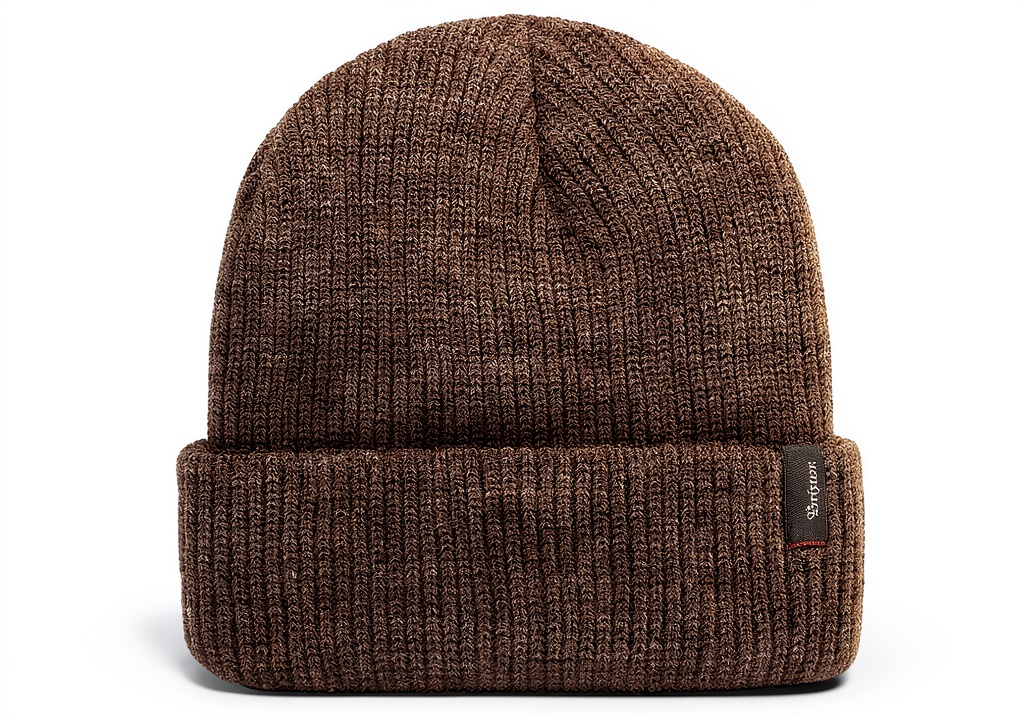 Cappello Brixton indossato in un contesto urbano